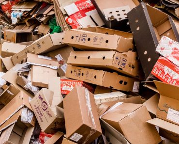 How to Responsibly Dispose of Cardboard Boxes