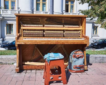 How to Get Rid of an Old Piano